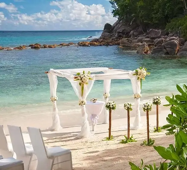 avani_barbarons_seychelles_resort_kulfoldi_eskuvo