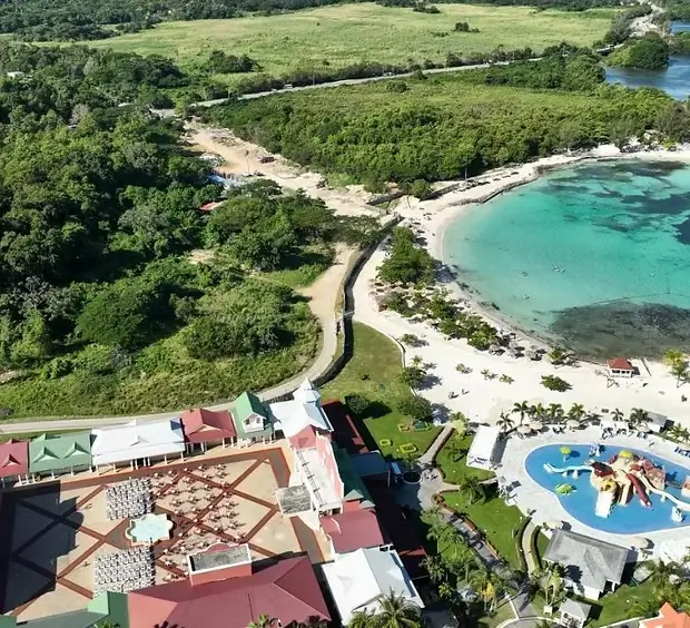 bahia_principe_luxury_runaway_bay_kulfoldi_eskuvo