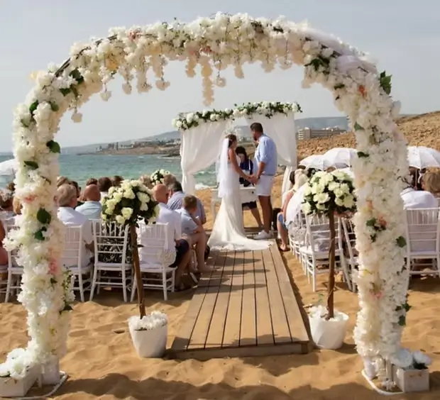 sandy_beach_kulfoldi_eskuvo