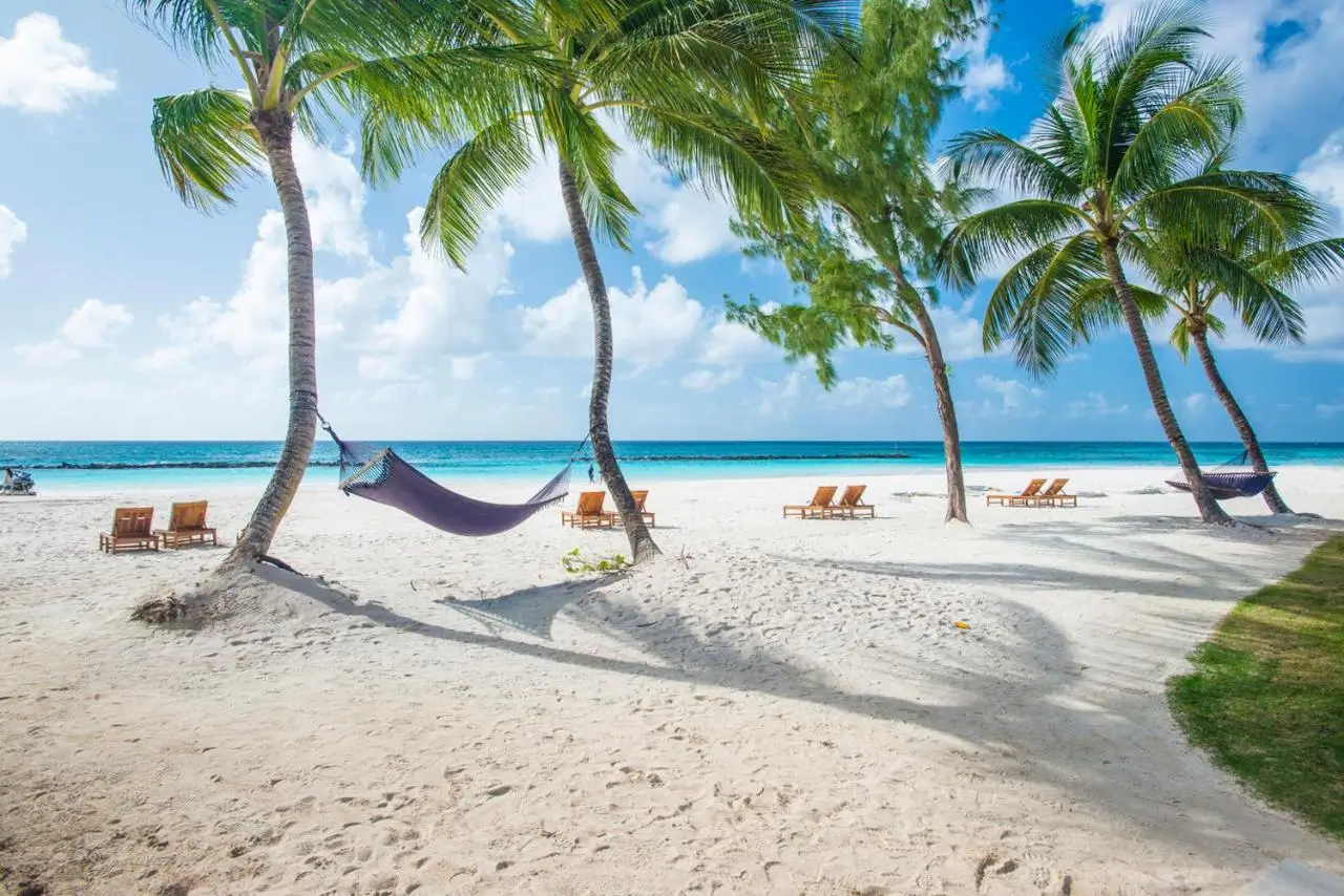 tengerparti_eskuvo_barbados_sandals_royal_4