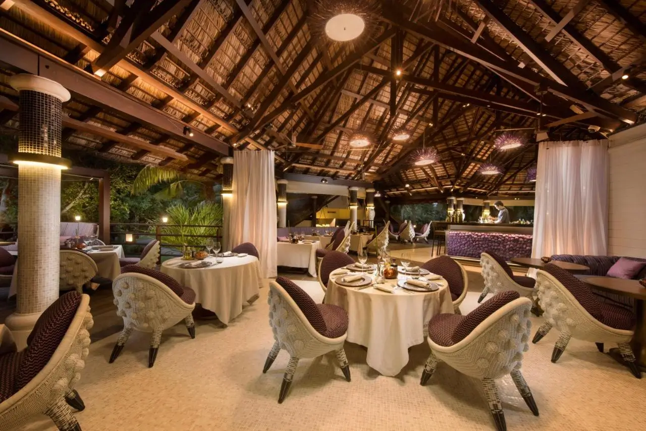 tengerparti_eskuvo_seychelles_lemuria_1