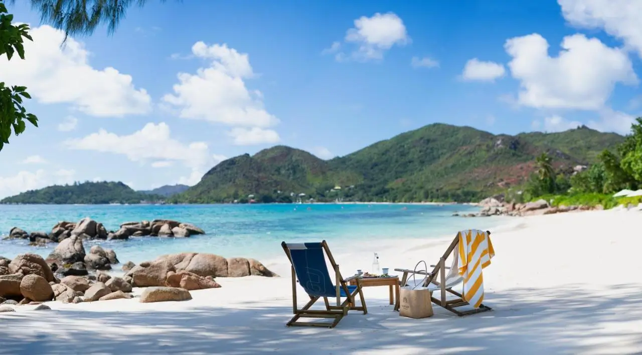 tengerparti_eskuvo_seychelles_raffles_7