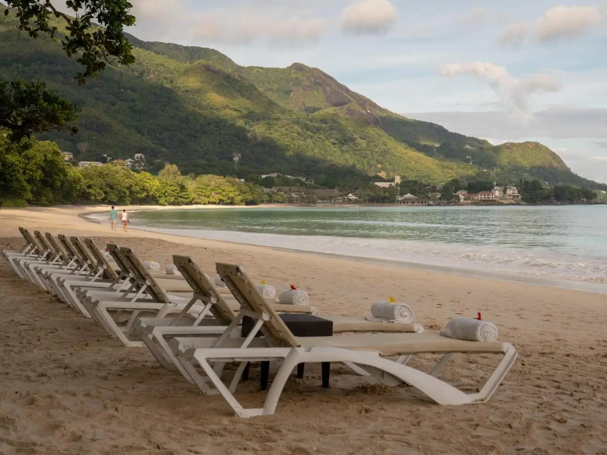 tengerparti_eskuvo_seychelles_savoy_14