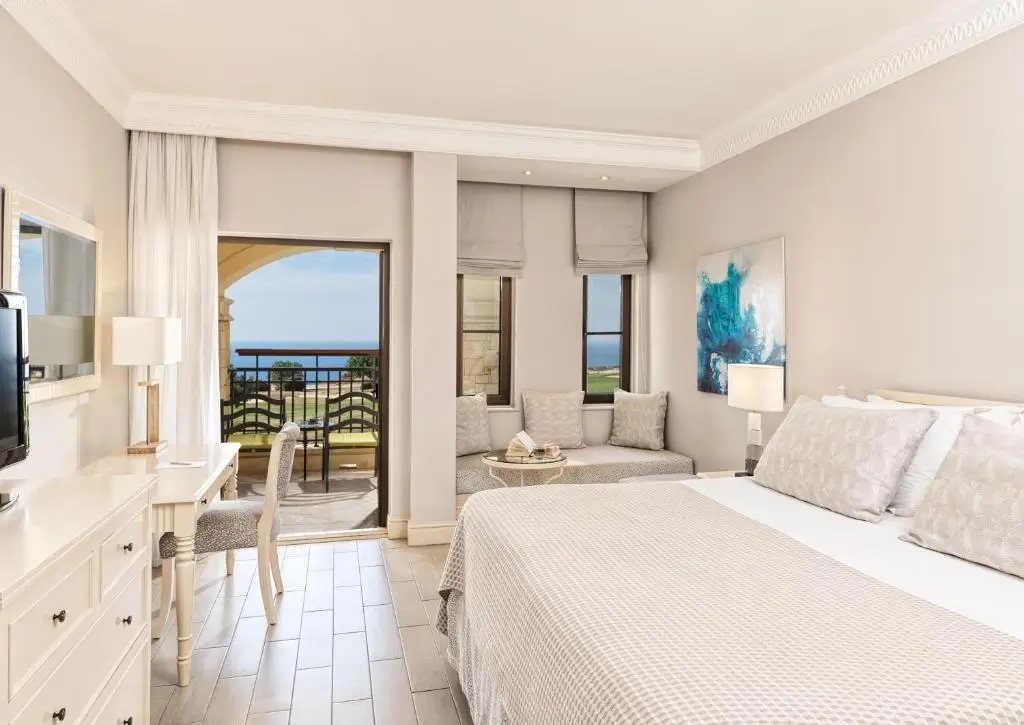 tengerparti_eskuvo_ciprus_aphrodite_hills_hotel_2